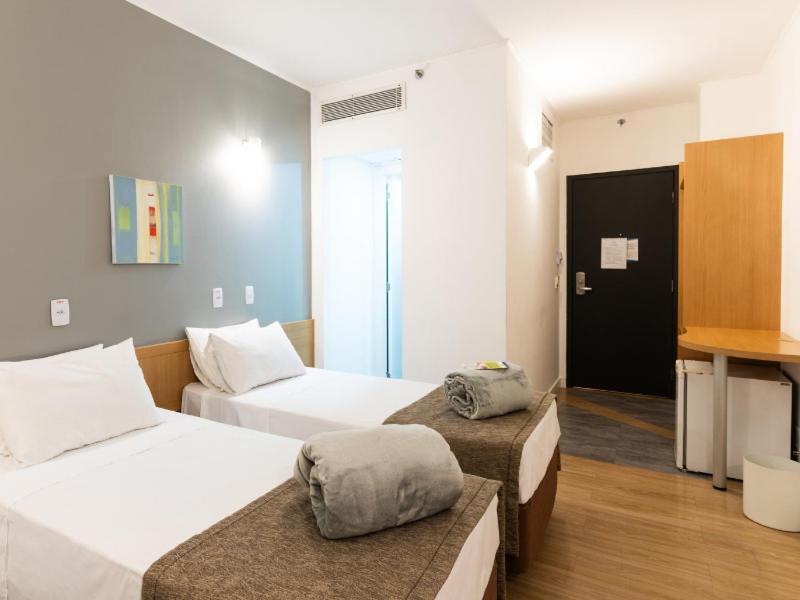 Hotel Mega Polo サンパウロ エクステリア 写真